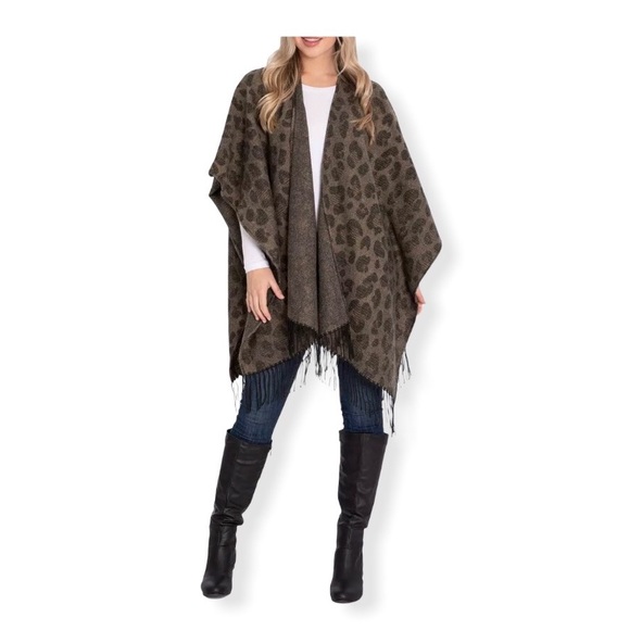 Woolrich Jackets & Blazers - Woolrich Women’s Cozy Blanket Wrap Animal Leopard Print One Size